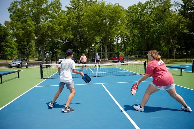 McKenzie Park pickleball courts