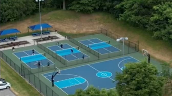 Blueberry Hill Franklin Park pickleball courts