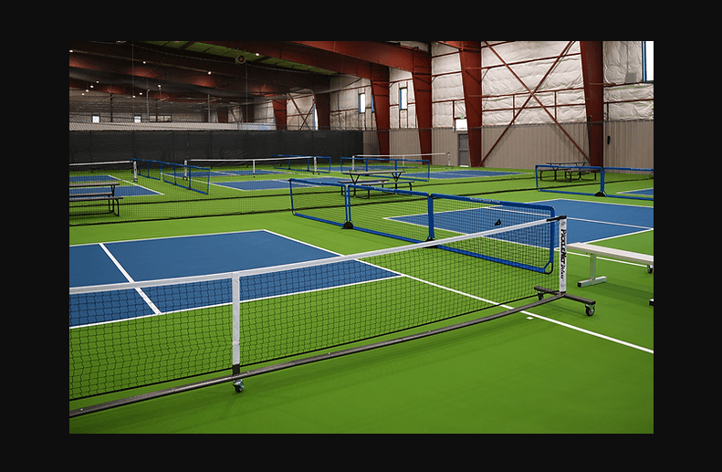 Flyte Racquet Club pickleball courts