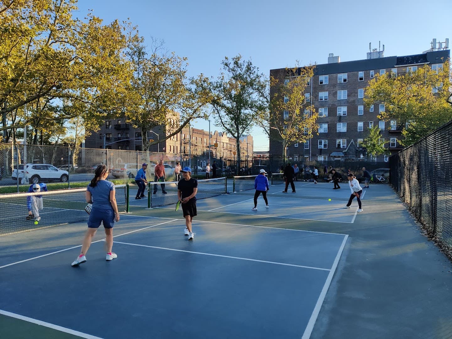 Leif Ericson Park pickleball courts