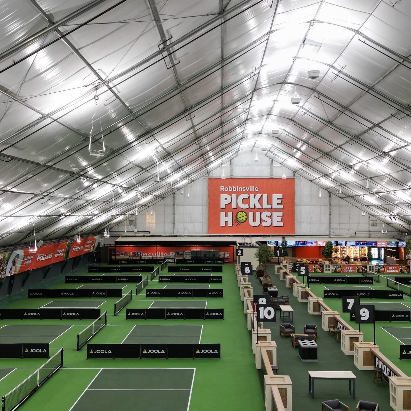 Robbinsville Pickle House pickleball courts