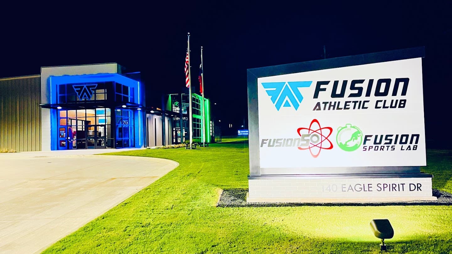 Fusion Athletic Club pickleball courts