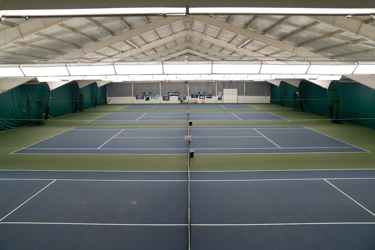 Warsaw Racquet Club pickleball courts