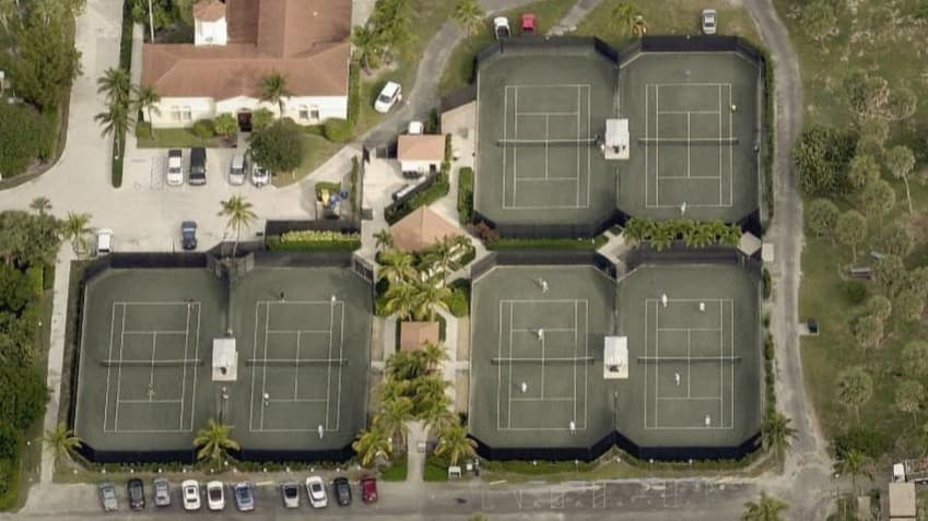 Phipps Ocean Park Tennis Center pickleball courts