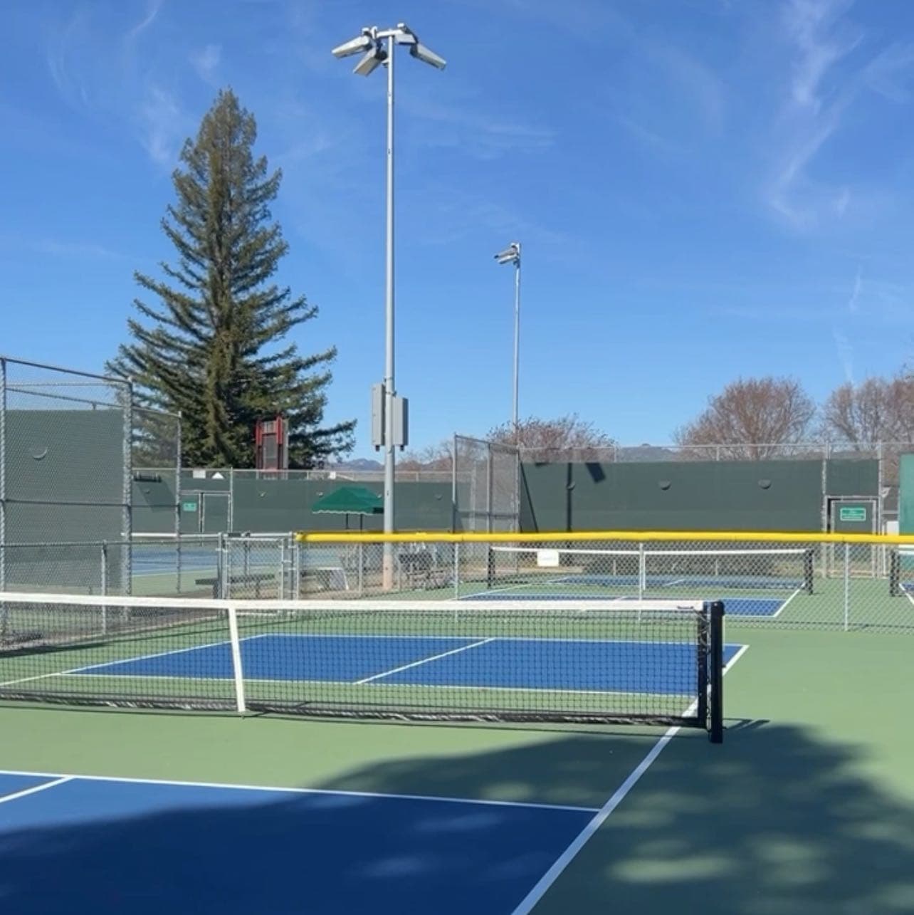 Crane Park pickleball courts