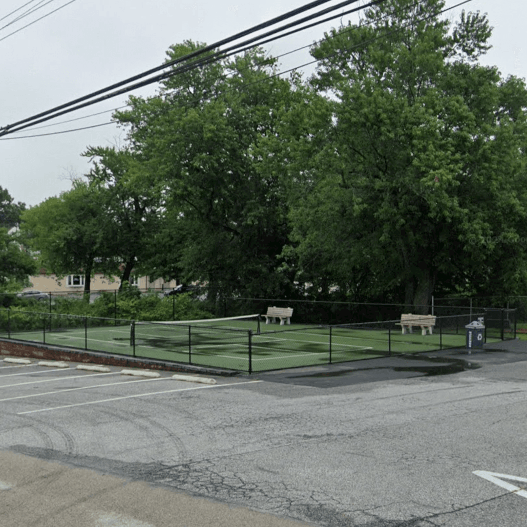 Frederick L. Mann Memorial Park pickleball courts