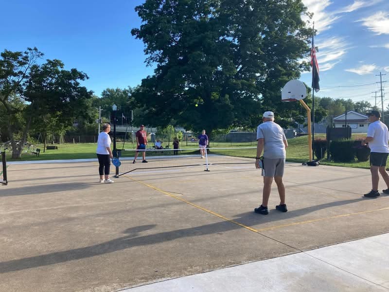 Riverview Park pickleball courts