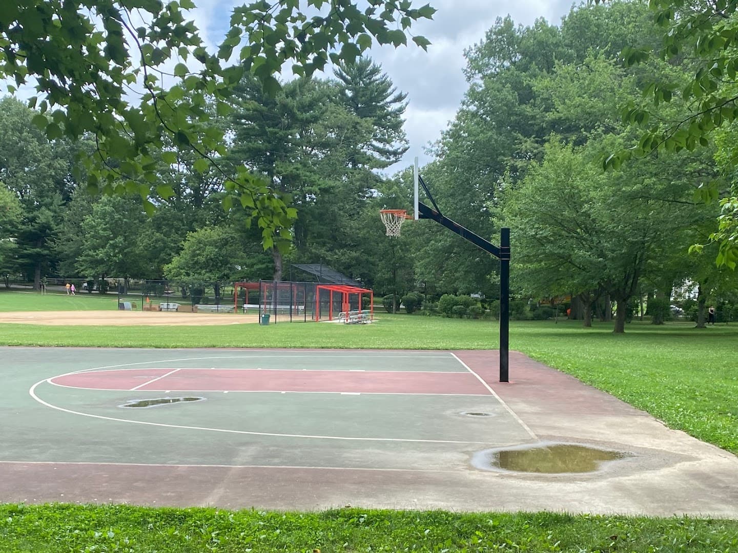 South Ardmore Park pickleball courts