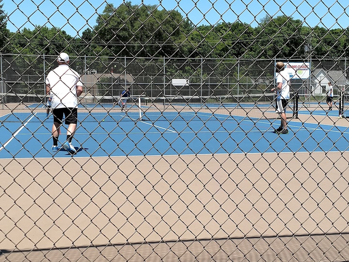 Emma Hubbs Tennis Courts pickleball courts