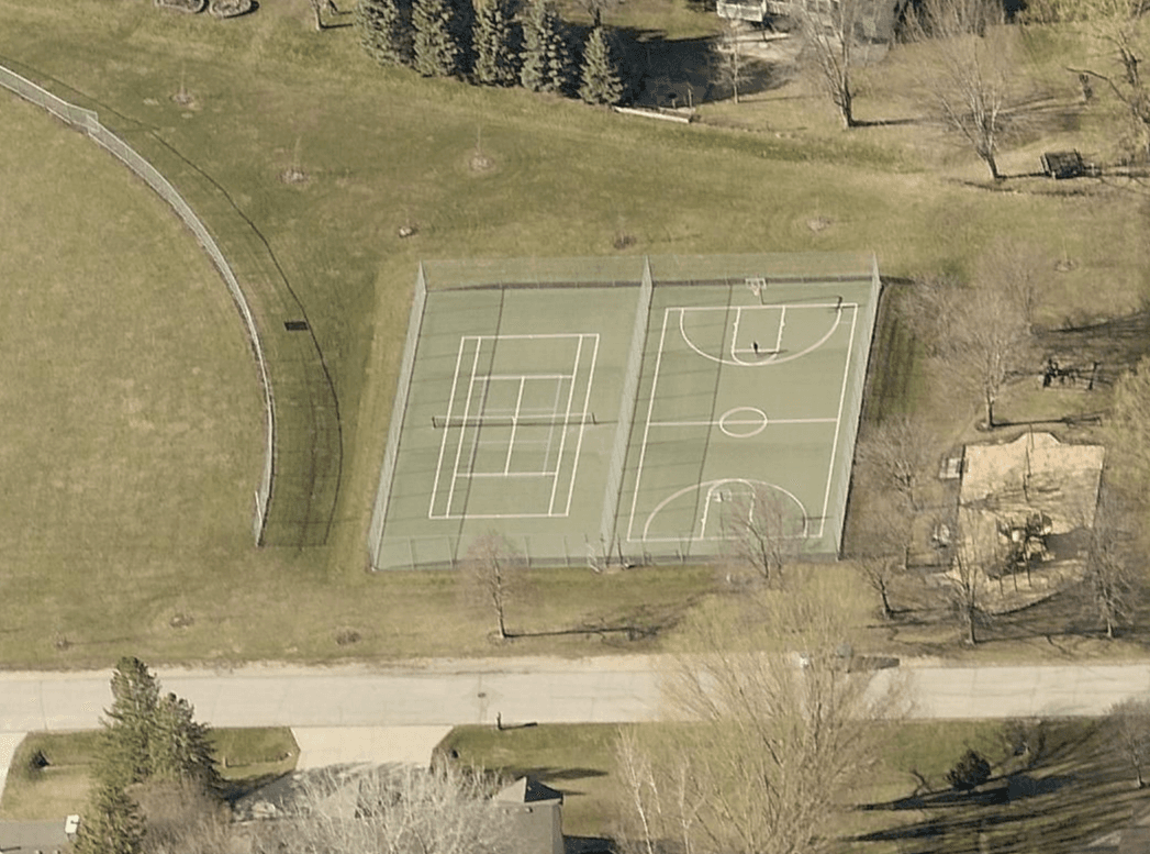 Elmcroft Park pickleball courts