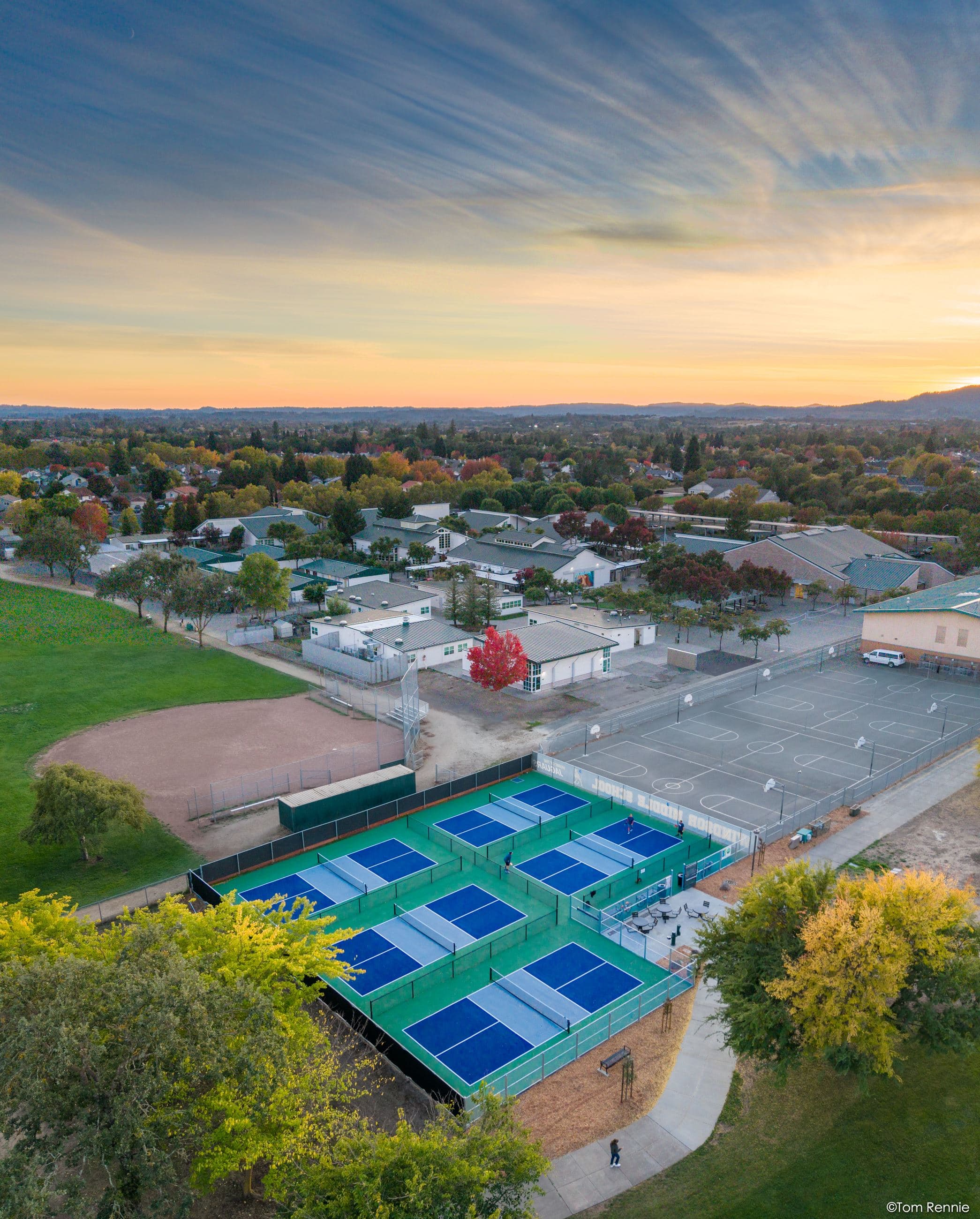 Hiram Lewis Park pickleball courts