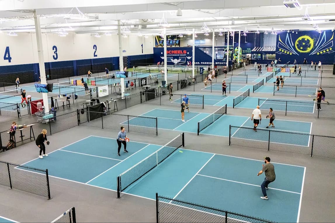 The Flying Pickle - Post Falls pickleball courts