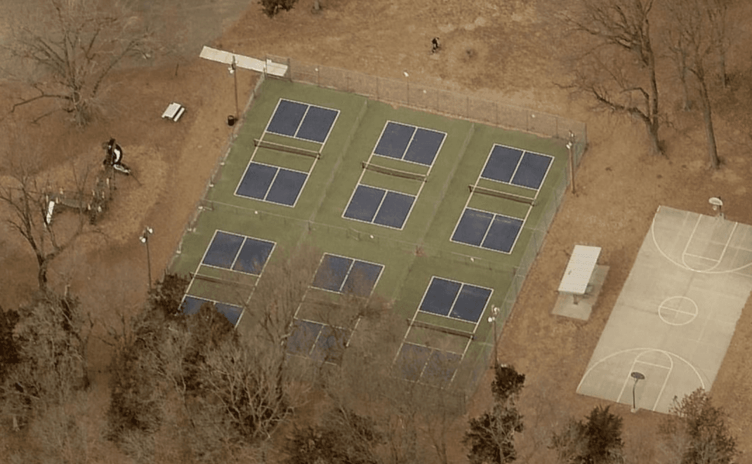 Stolley Park pickleball courts
