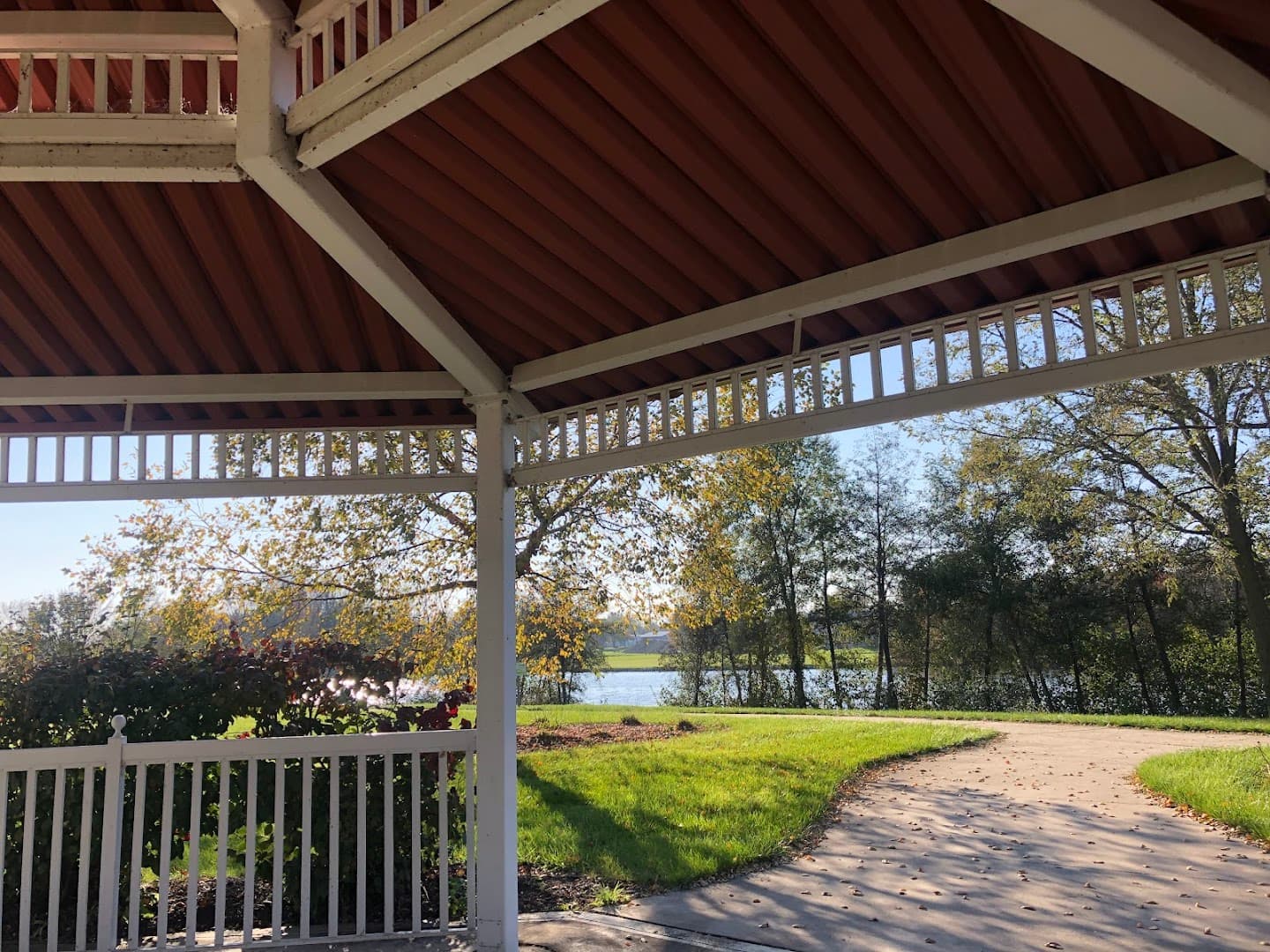 Riverside Gardens Park pickleball courts