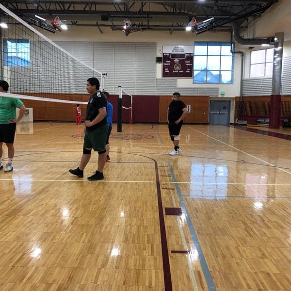 War Memorial Community Center pickleball courts