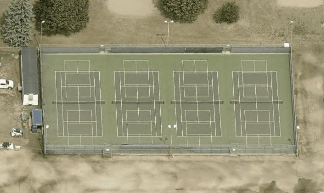 St Louis Park Middle School pickleball courts