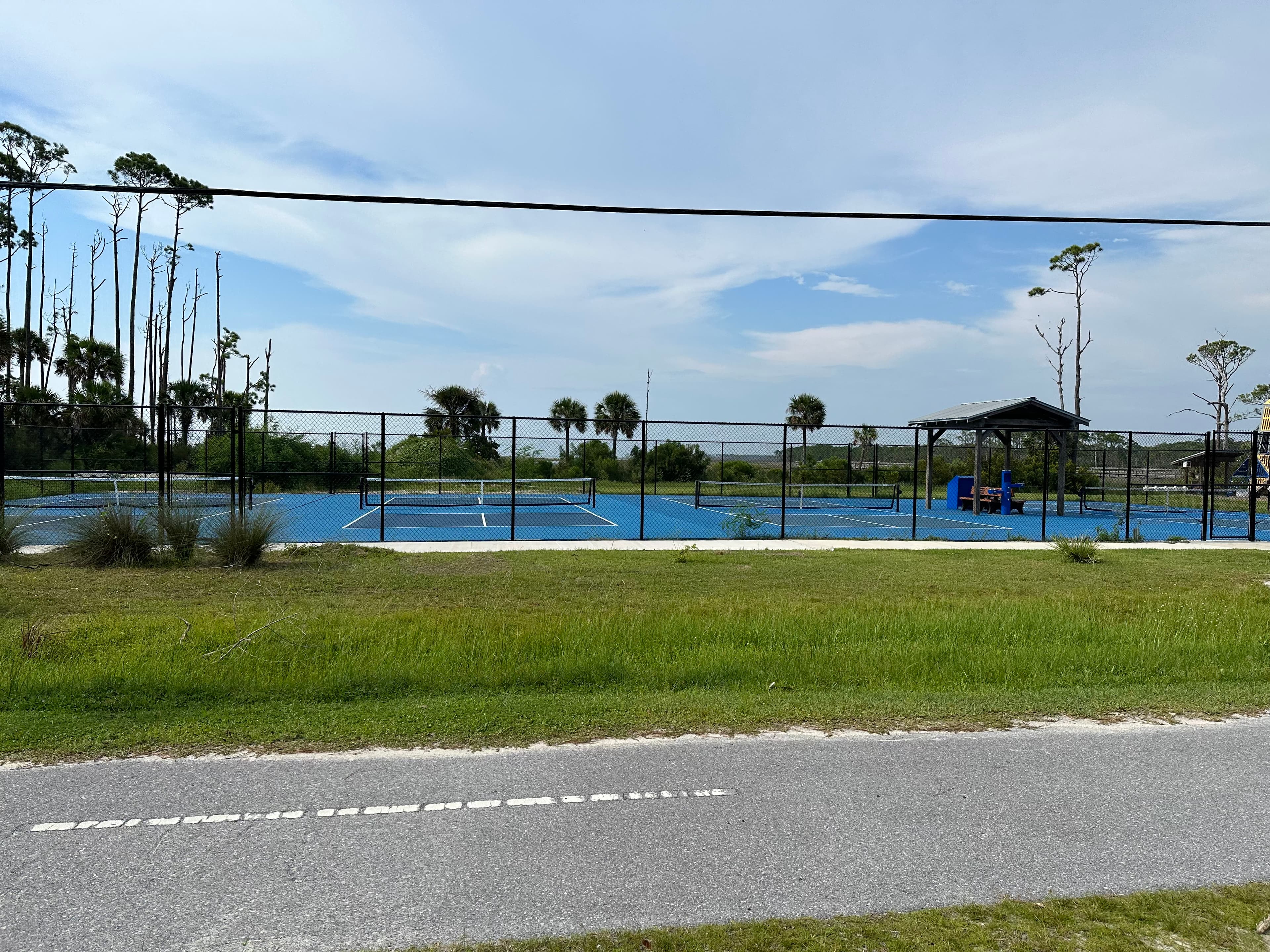 Salinas Park pickleball courts