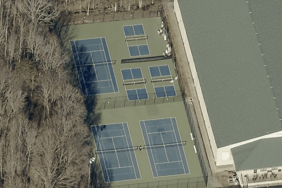 Olde Forest Racquet Club pickleball courts