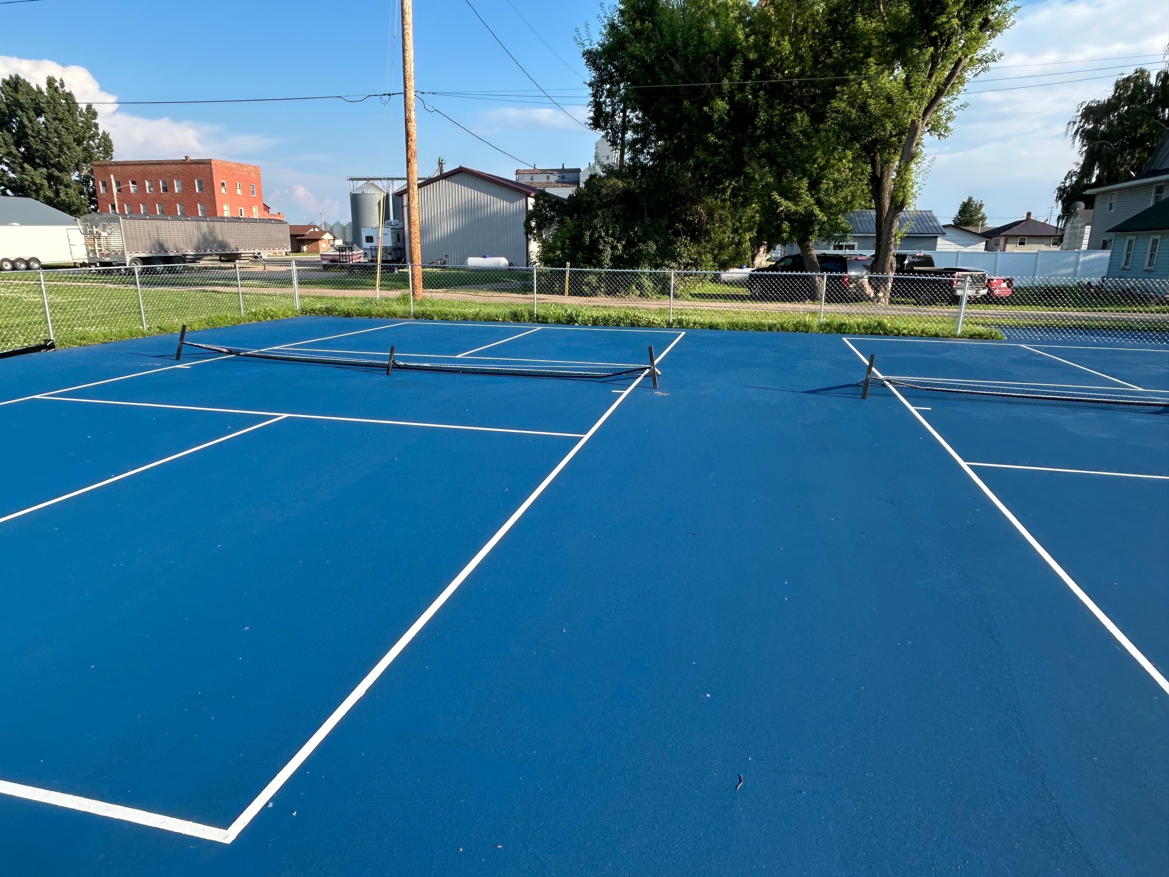 Larimore Outdoor Courts pickleball courts
