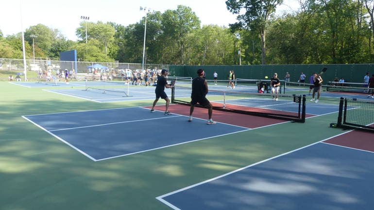 Tom Barton Courts pickleball courts