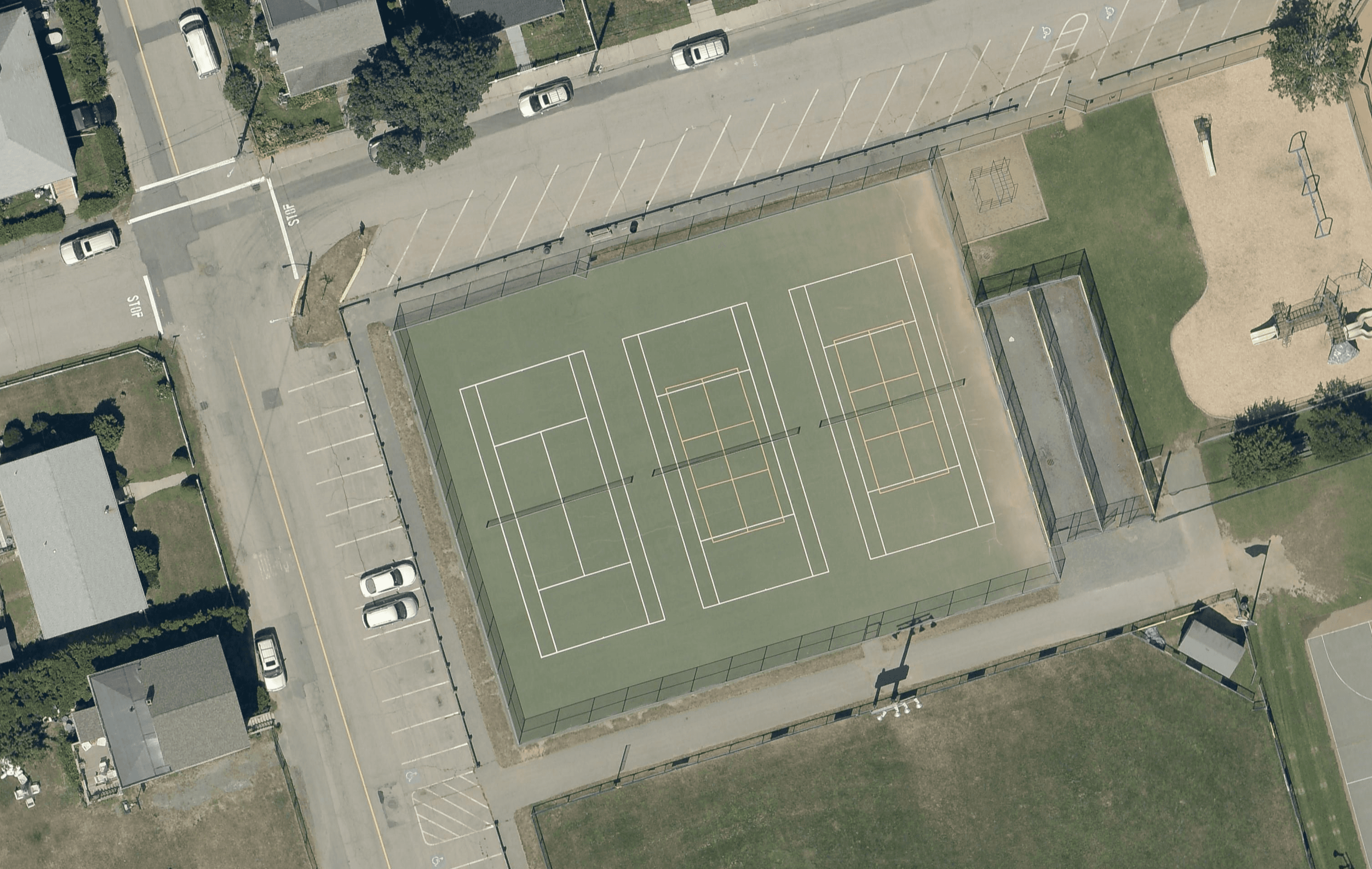 Memorial Middle School Tennis Courts pickleball courts