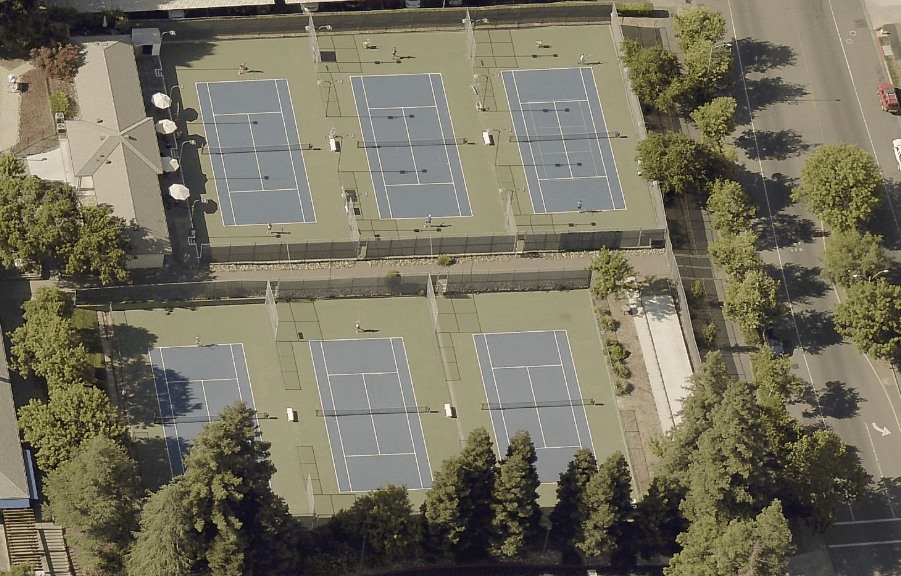 Stonegate Country Club pickleball courts