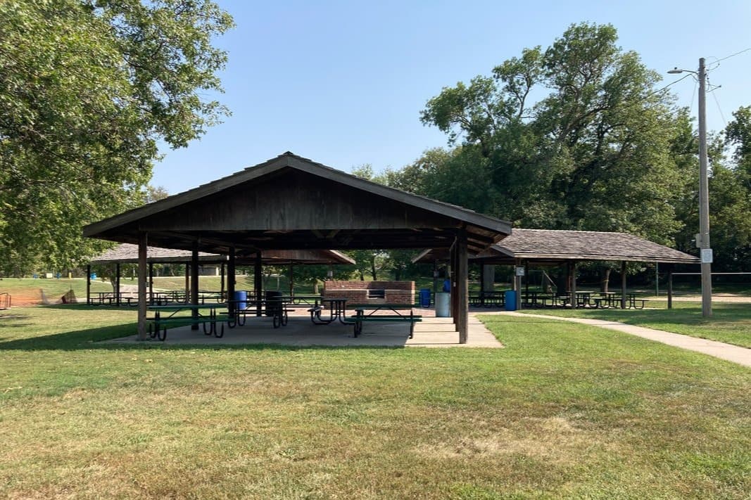 Harrison Park pickleball courts