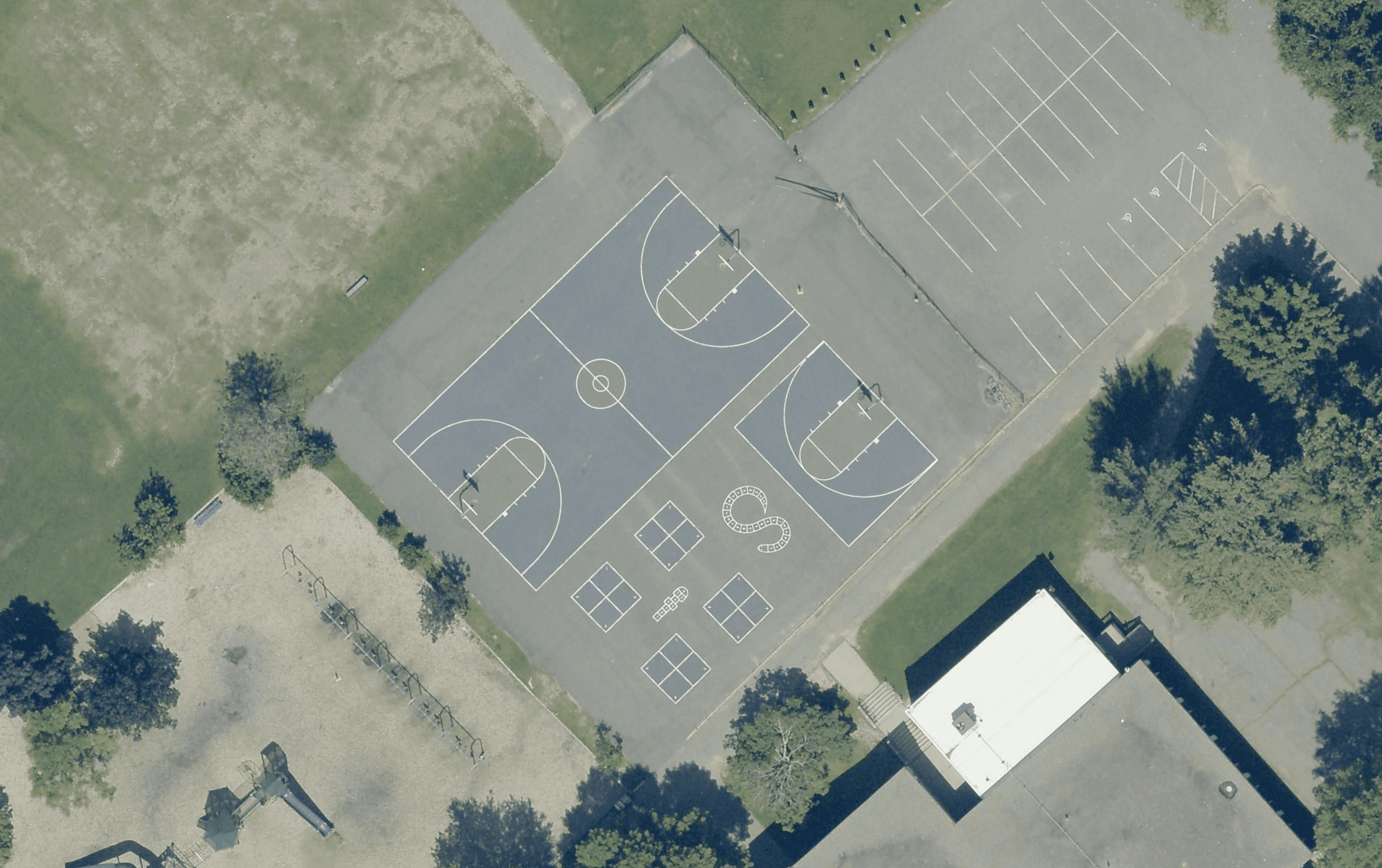 Newton - Pine Meadow Drive pickleball courts