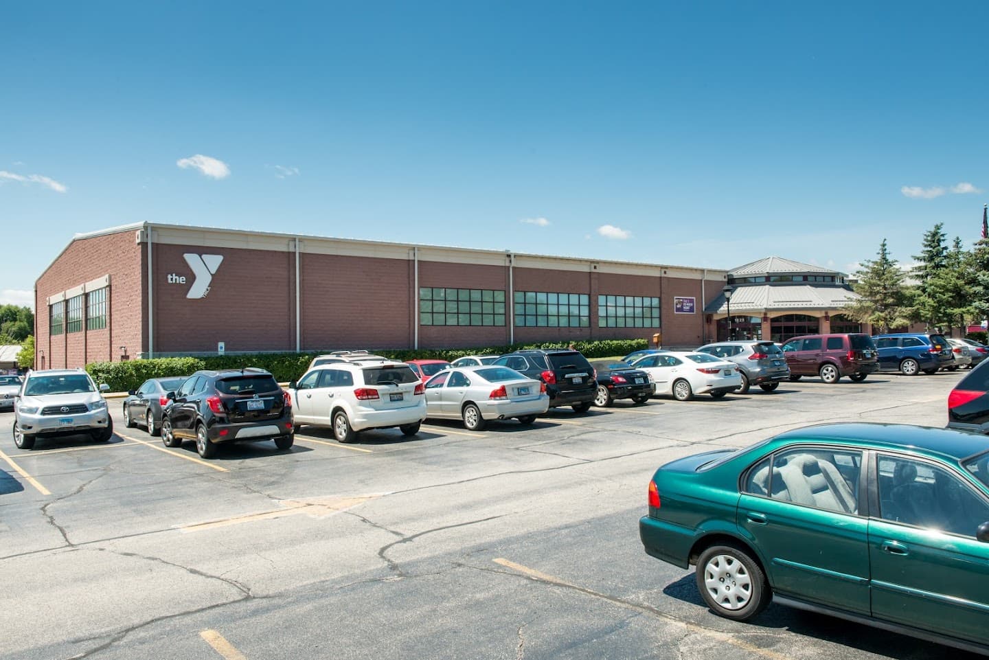Foglia YMCA pickleball courts