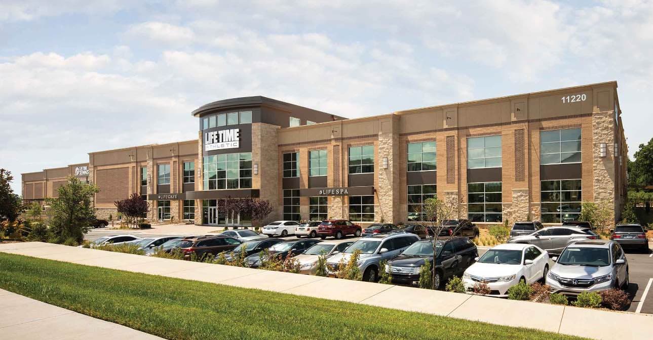 Life Time Athletic Charlotte pickleball courts