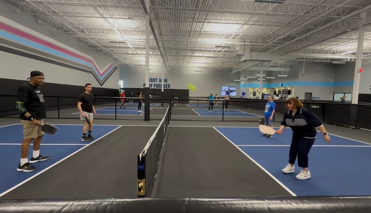 Ace Pickleball Club Turnersville pickleball courts