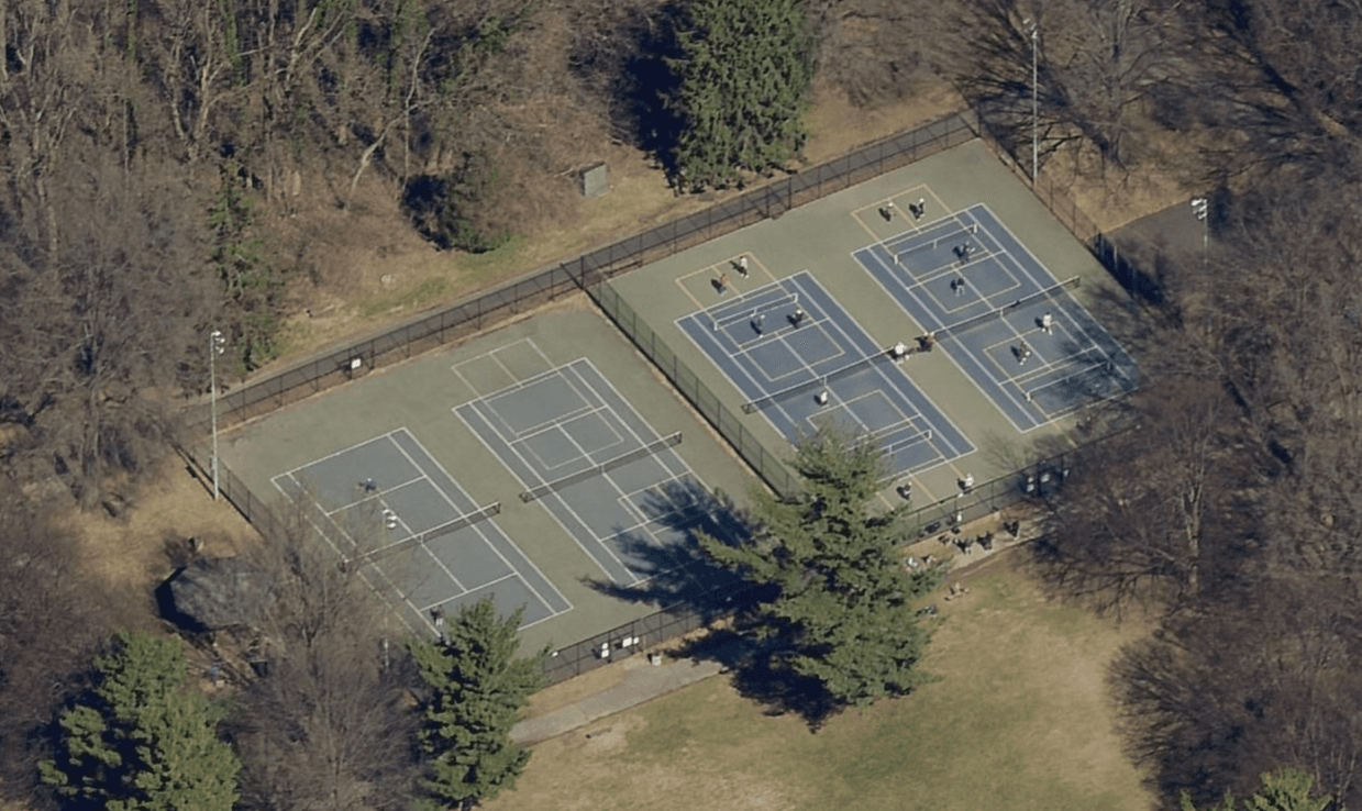 Van Dyck Park pickleball courts
