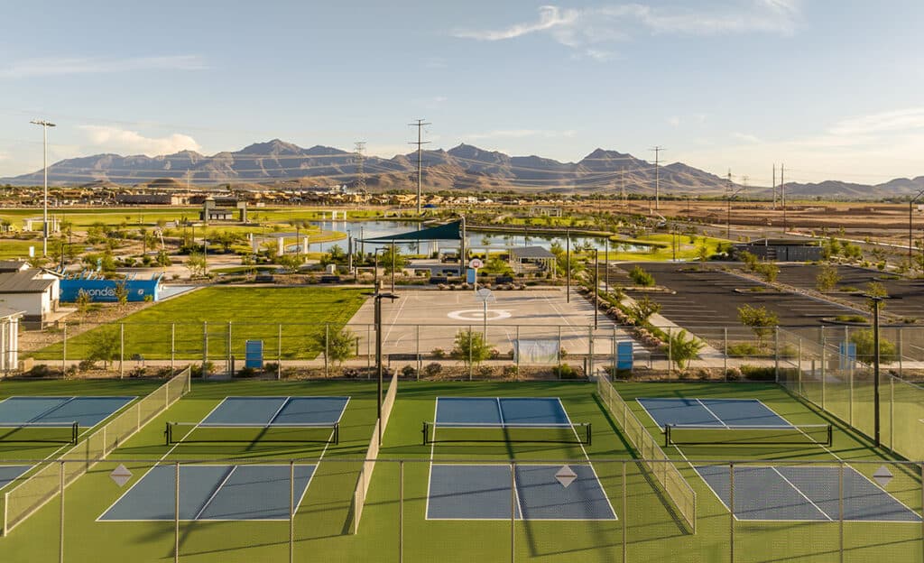 Alamar Park pickleball courts