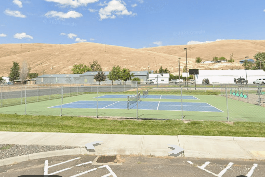 Willow Creek Community Park pickleball courts