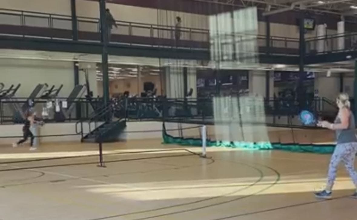Great Lakes Athletic Club pickleball courts