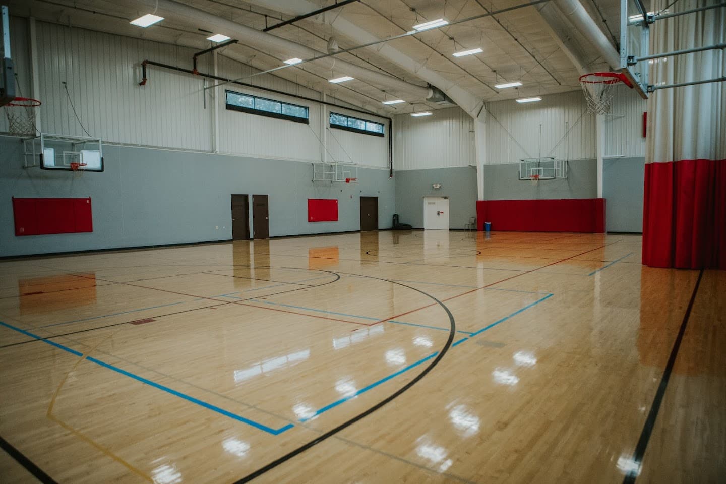 Ea Claire South YMCA pickleball courts